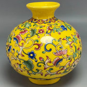 vase céramique coloré jaune rouge bleu vert motifs floraux décoration intérieure asiatique