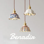 lampe suspendue vintage céramique fleurs bleues blanc rayures multicolores cordon doré