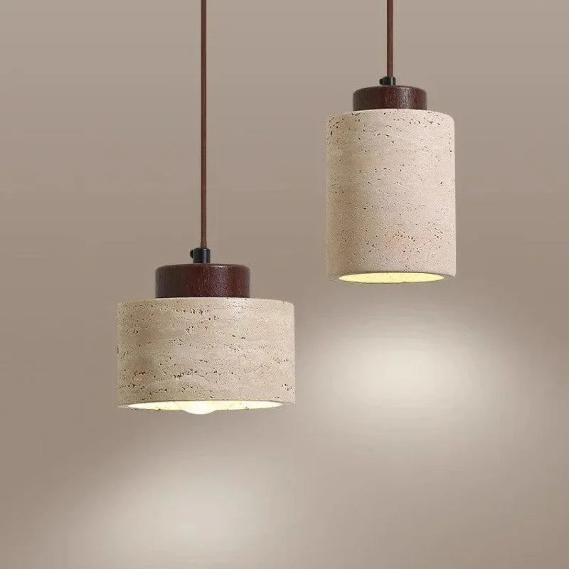 suspension lumineuse moderne pierre naturelle texture marbrée câble suspendu interrupteur bouton éclairage maison décoration