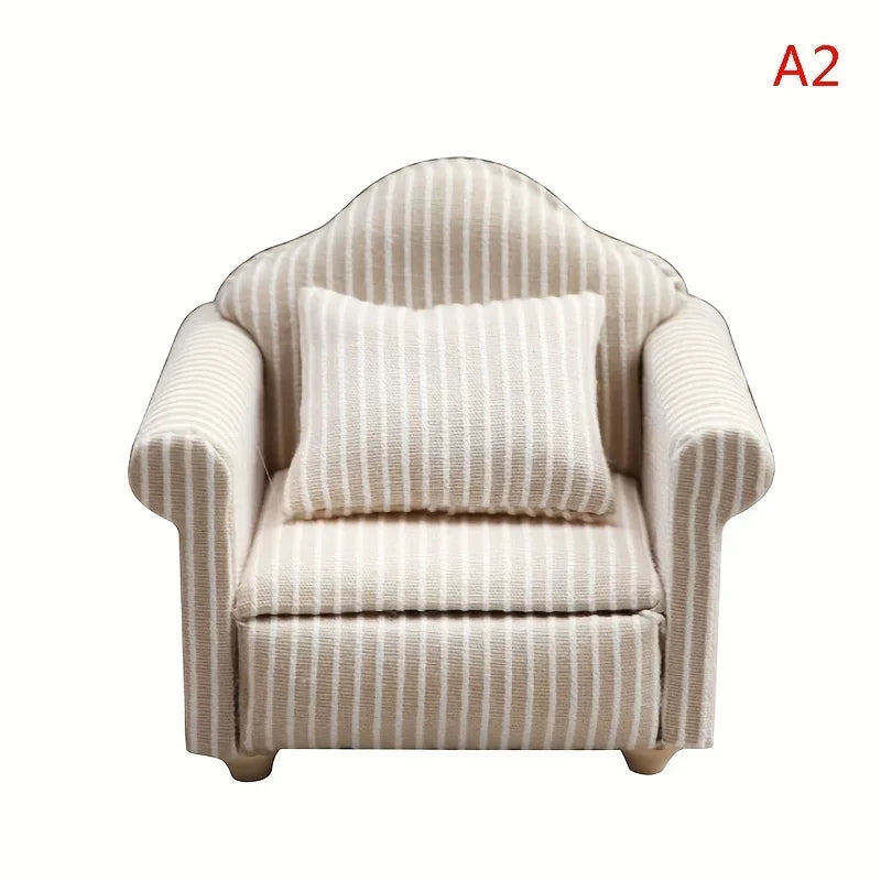 miniatures meubles classiques canapé fauteuil beige rayures coussins tissu texturé traditionnels