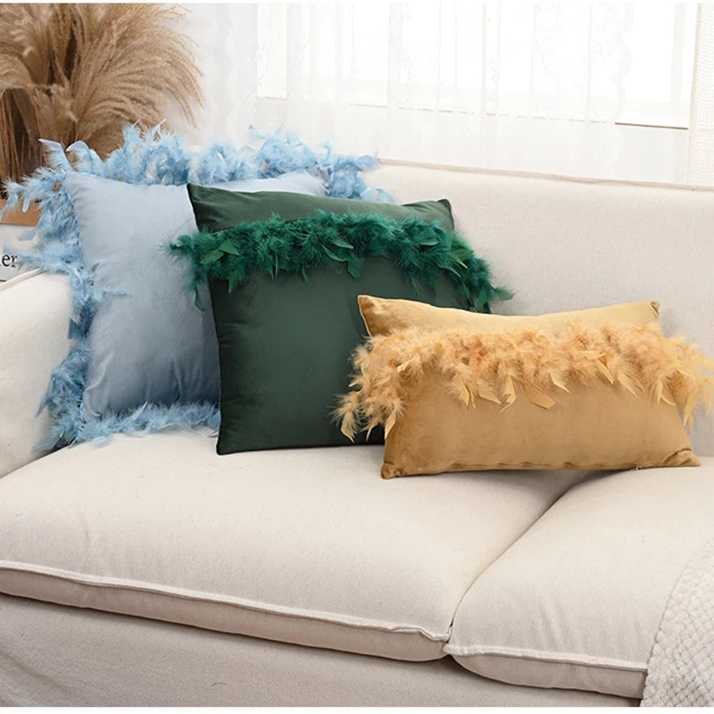 coussin décoratif carré velours pompon plumes patchwork moderne intérieur salon chambre taille 45x45cm