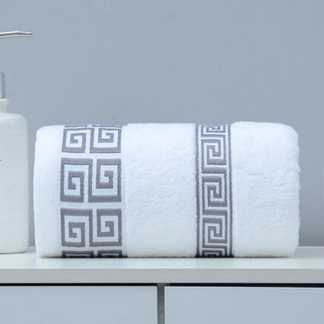 serviettes bain coton brodées géométriques bleu marine marron blanc absorbantes machine