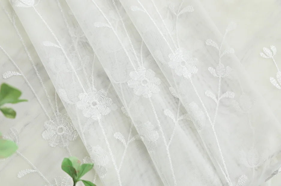 rideau blanc fleurs brodées tulle polyester classique translucide salon chambre