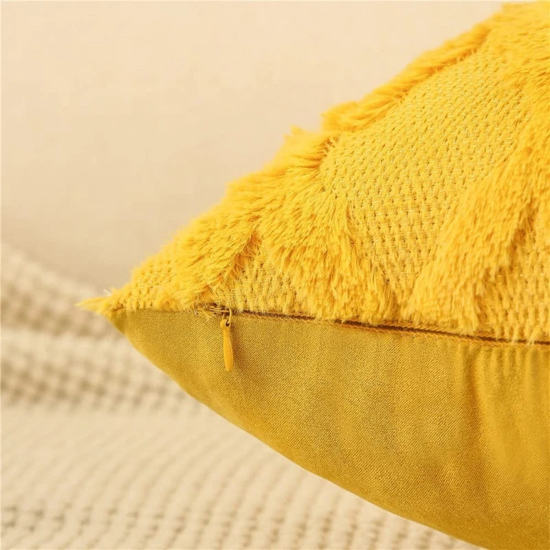 coussin décoratif jaune motif géométrique moderne housse canapé salon doux textile polyester