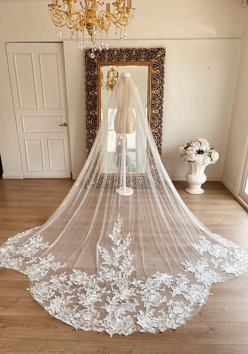 voile mariée blanc ivory dentelle broderie florale transparente classique longueur cathédrale erotique