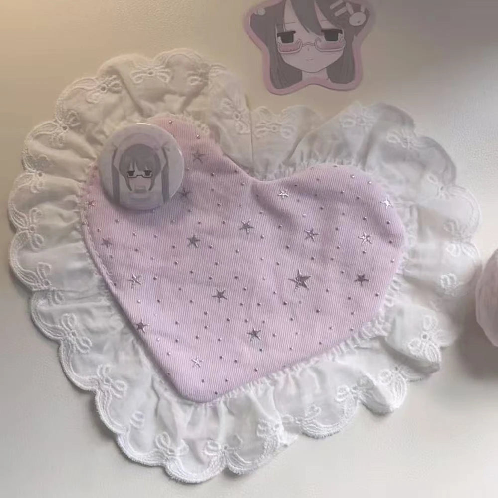 serviette table rose étoiles grise dentelée bordure blanche décorative romantique