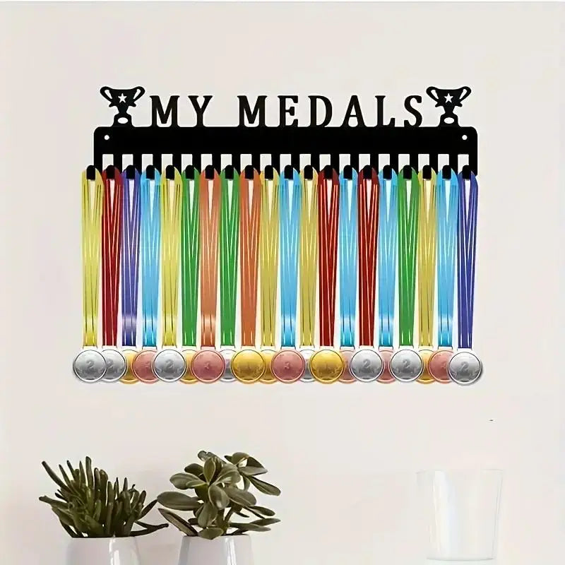 support mural médailles lettres my medals symboles trophées vis noir blanc moderne