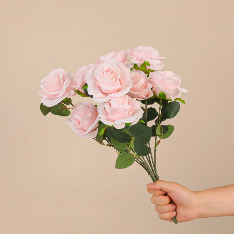 décoration intérieure bouquet roses artificielles violet rouge classique mariage anniversaire baby shower