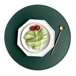 assiette ronde moderne simili cuir noir couverts dorés décoration table élégant 38cm