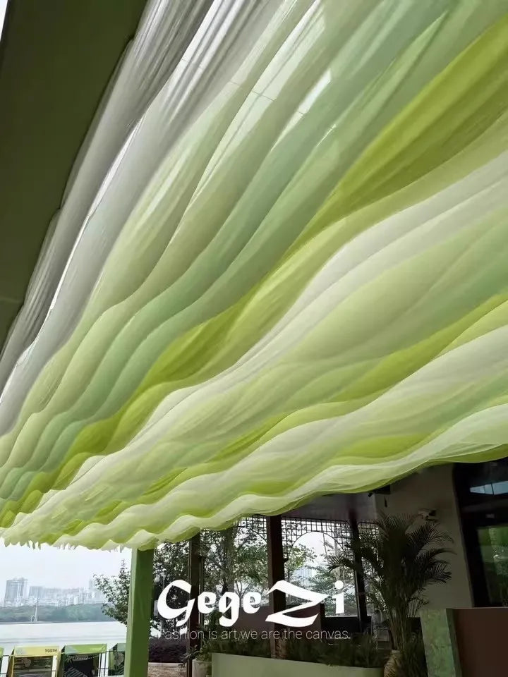 toile décorative suspendue ondulations vagues plissures semi transparent vert clair blanc beige orange rose