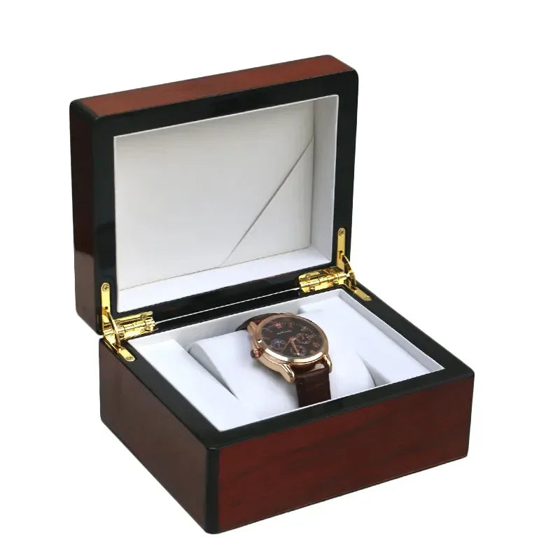 boîte rangement montre bois cadran doré bracelet marron classique présentation bijoux emballage cadeau