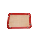 grille cuisson silicone antiadhésive respectueuse environnement moderne beige rouge noir