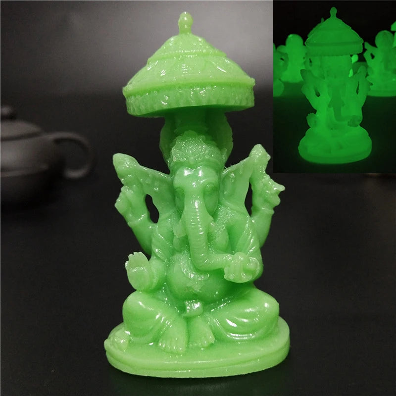 statue ganesha dorée résine ornements complexes décoration intérieure artisanale traditionnelle bouddhiste éléphant multiple bras