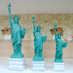 statuette statue liberté résine miniature vert turquois blanc bronze doré base inscription york usa