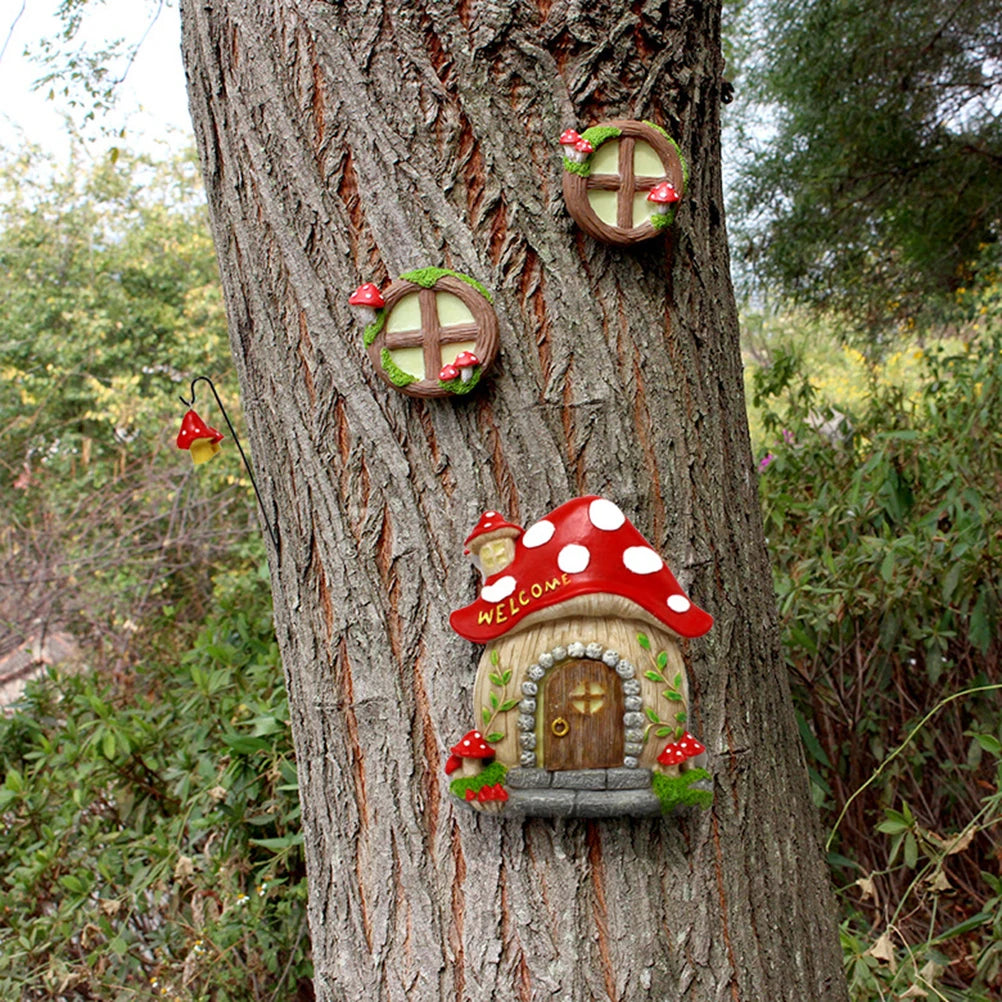 décoration extérieure maison miniature champignon rouge blanche verte fantaisie jardin tringle métal details floraux
