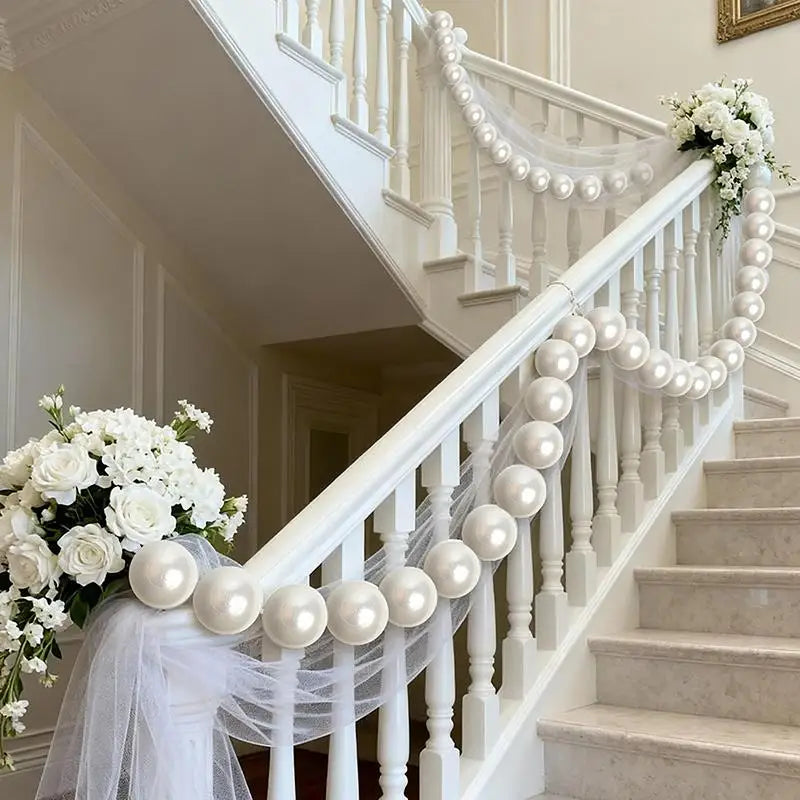 décoration mariage guirlande blanches roses poudrés vertes festive