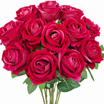 décoration intérieure bouquet roses noires rouges blanches feuilles vertes classique mariage anniversaire fêtes