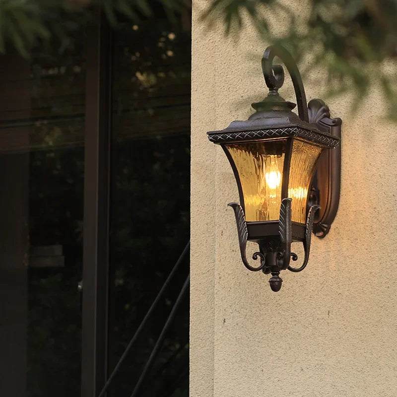 lampe murale extérieure classique marron verre opalin ip54 aluminium e27 fixations éclairage maison 10m²