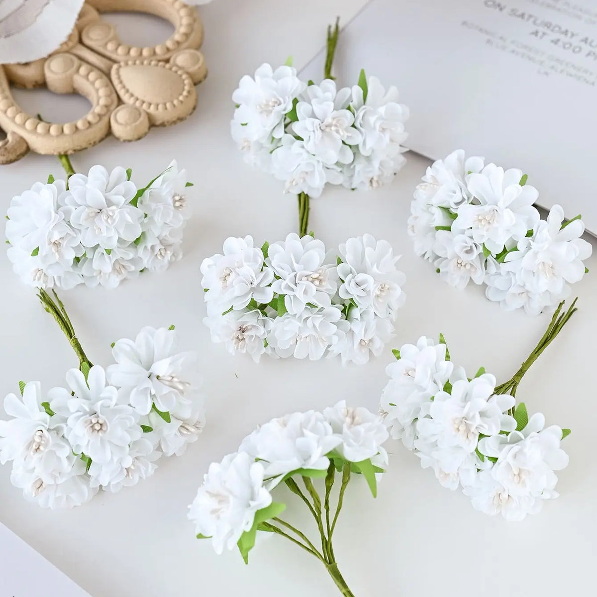 bouquets fleurs artificielles mixte couleur intérieur décoration mariage anniversaire baby shower festive