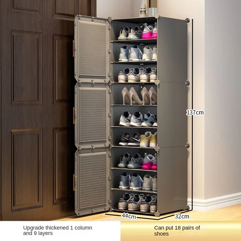 meuble chaussures gris moderne grand rangement chaussures porte poignées dorées salon entrée maison
