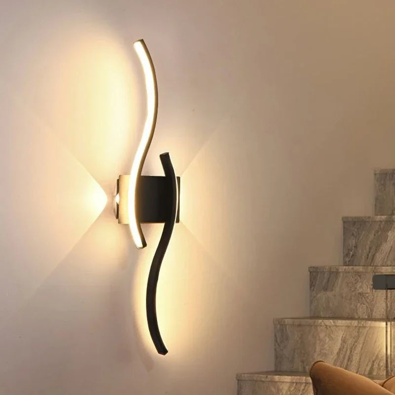 lampe murale led moderne or noir blanc minimaliste cuisine salle manger
