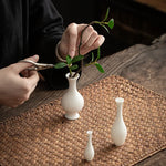 vase table céramique blanc minimaliste simple decoration maison arrangement fleurs thé cérémonie