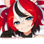 taie d'oreiller animée personnage cheveux longs oreilles chat yeux colorés rouge noir blanc bleu