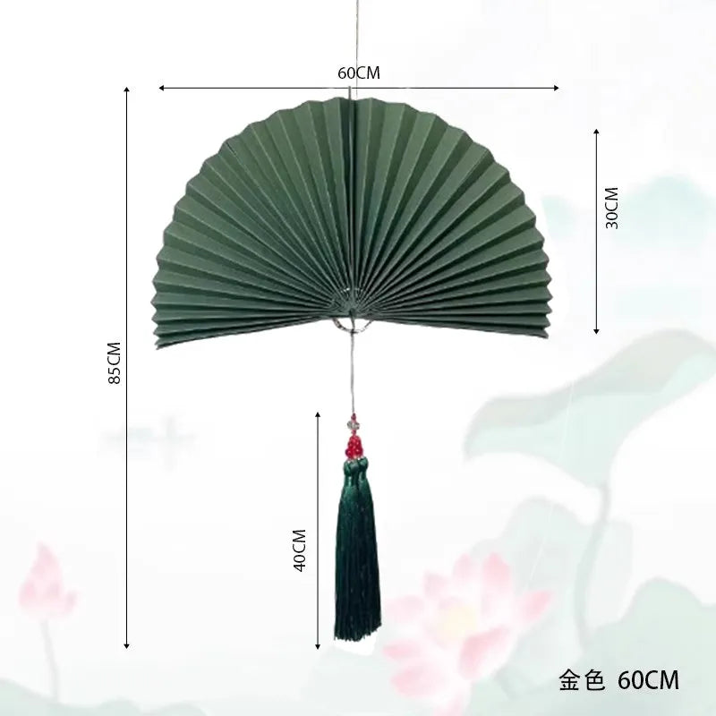 éventail pliant décoratif papier rouge bleu marine doré chinois traditionnel pompon cordelette