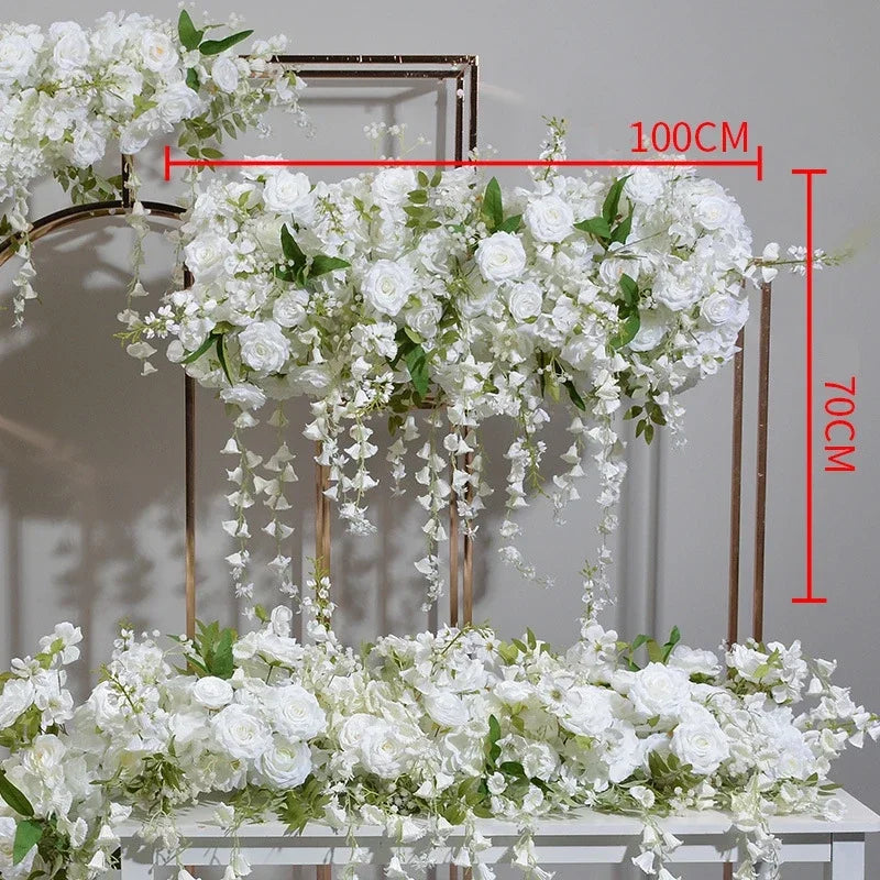 guirlande florale artificielle fleurs clochettes roses feuilles vertes décoration élégante intérieure classique événement anniversaire
