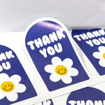 autocollants rond fleurs souriantes enveloppes fêtes anniversaires transparents simples enfants stickers craft bleus blancs