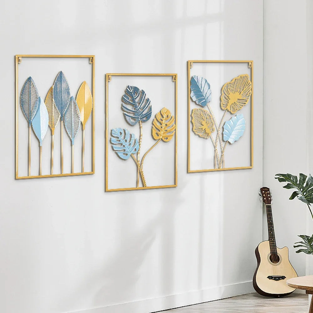 décoration murale métal feuilles stylisées bleu doré jaune art moderne salon maison intérieur