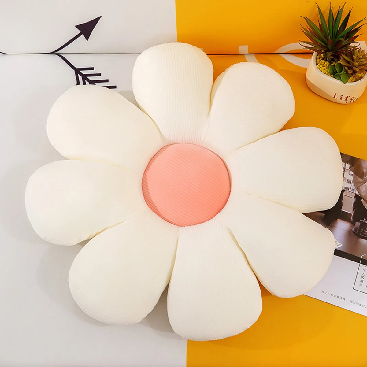 coussin moderne fleur rayures bleu clair jaune vert rose blanc oblong chambre décoration