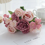 bouquet fleurs artificielles violet rose blanc classique intérieur décoration maison événement anniversaire mariage