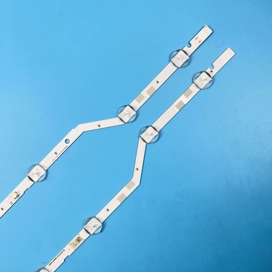 bande lumineuse adhésive blanche rectiligne moderne led éclairage télévision blanc opaques