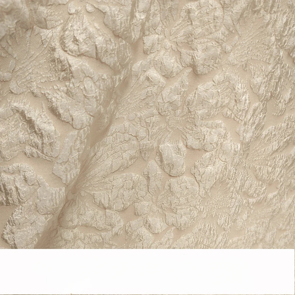 tissu polyester brocart fleurs relief bleu marine rose clair beige gris rouge jaune doré
