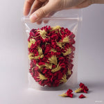 pétales séchés naturels rouge vif jaune clair texture fibreuse décoration maison anniversaire baby shower