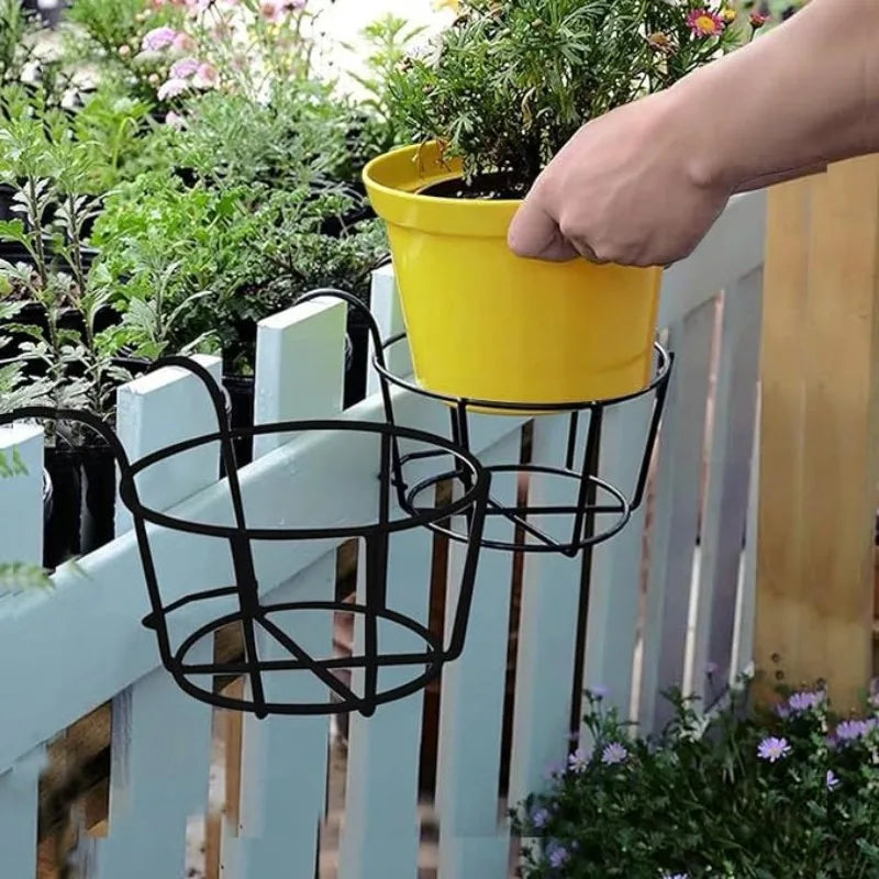 supports fleurs suspendus métal noir blanc moderne double crochet balcon clôture