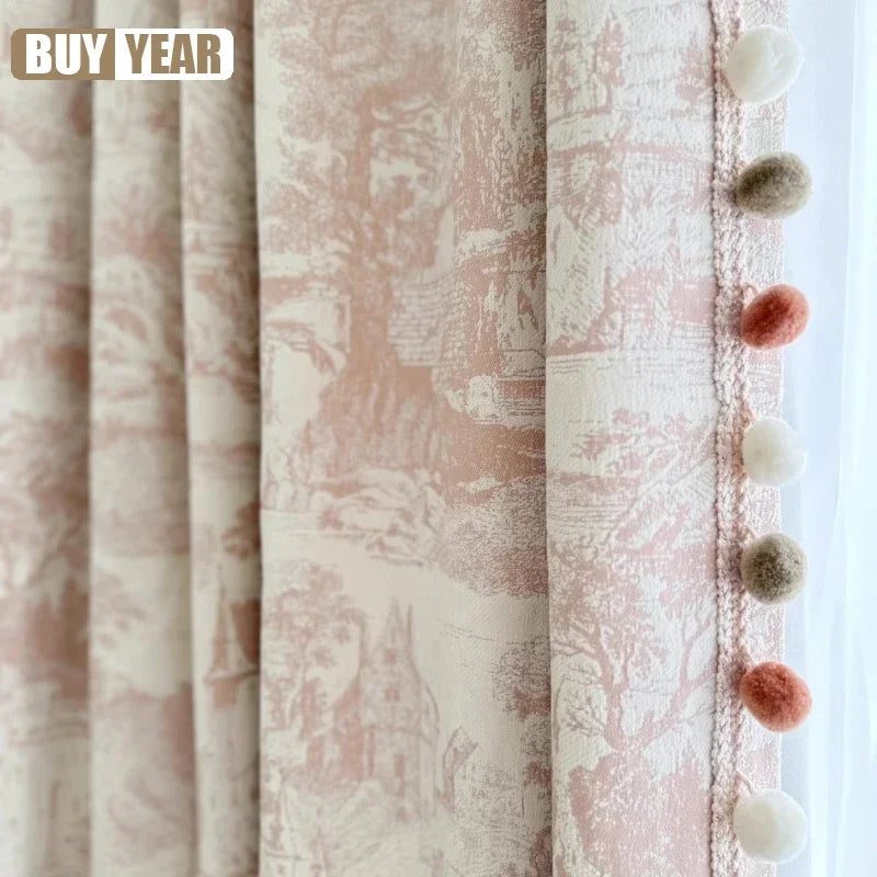 rideau rose clair vintage toile jouy classique opacité fenêtre pompons moderne