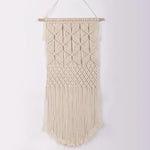 tapisserie macramé boho chic beige motifs géométriques franges moderne suspension maison
