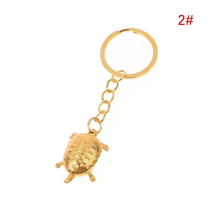 pendentif tortue dorée motif cuir rouge orné feng shui chance richesse décoration intérieure souvenir