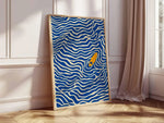 affiche moderne surfeur bleu blanc jaune vague ondulée rectangle vertical sans cadre
