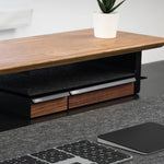 Vue d'ensemble du support de présentation dans un intérieur nordique