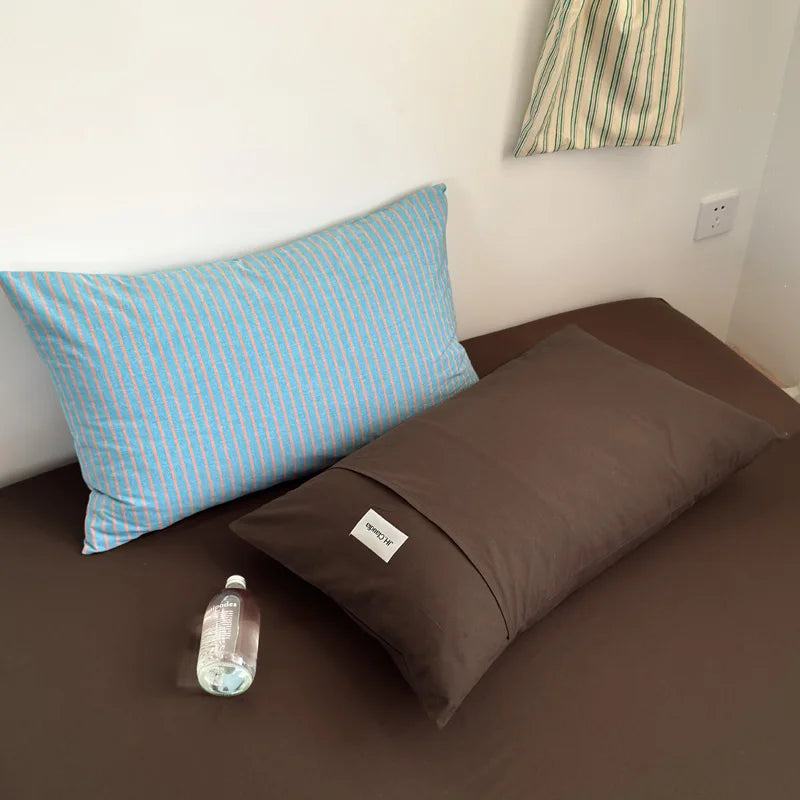 taies d'oreiller coton rayées jaune marron bleu violet 48x74cm respectueuses environnement minimaliste