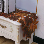 nappe automnale feuilles d'érable motif floral rustique doré marron orangé vert foncé semi transparent