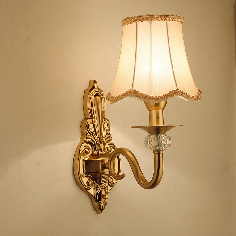 applique murale deux lumières or décor floréal abat jour tissu texturé classique fixée mur