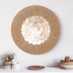 décoration murale boho chic circulaire motif floral rayures concentriques couleur beige blanc suspension murale