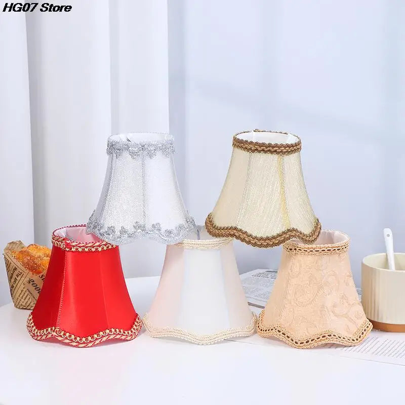 abat jour classique brodé rouge blanc beige dentelle opacité