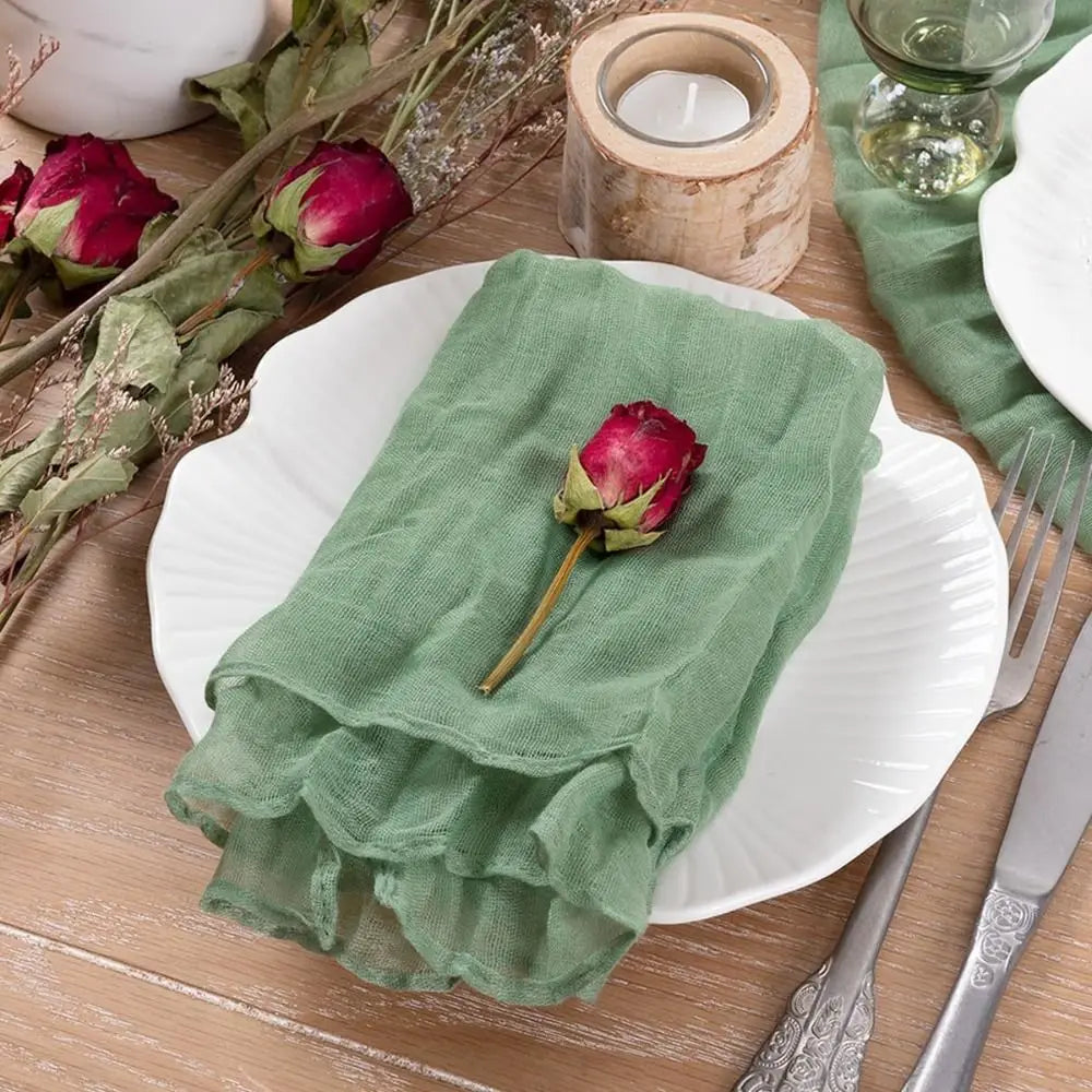 serviette table moderne rouge vert olive bleu marine rose blanc léger ondulée décoration mariage