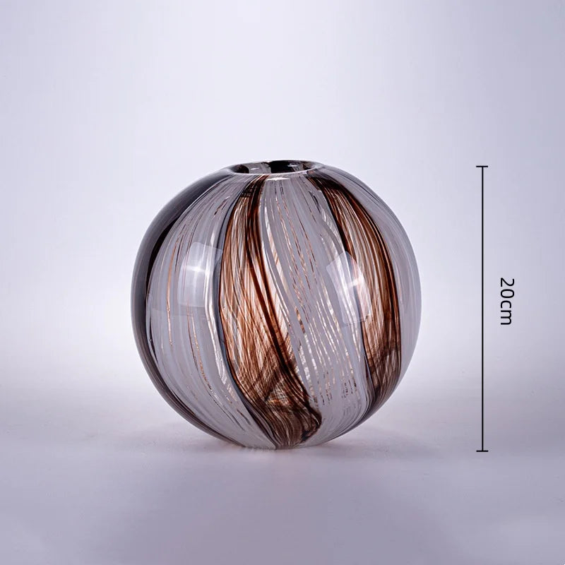 boule décorative moderne gris marron blanc rayures horizontales opacité intérieur décoration maison arrangement floral