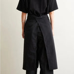 tablier coton uni minimaliste poche ceinture nouable noir vert olive utilitaire cuisine